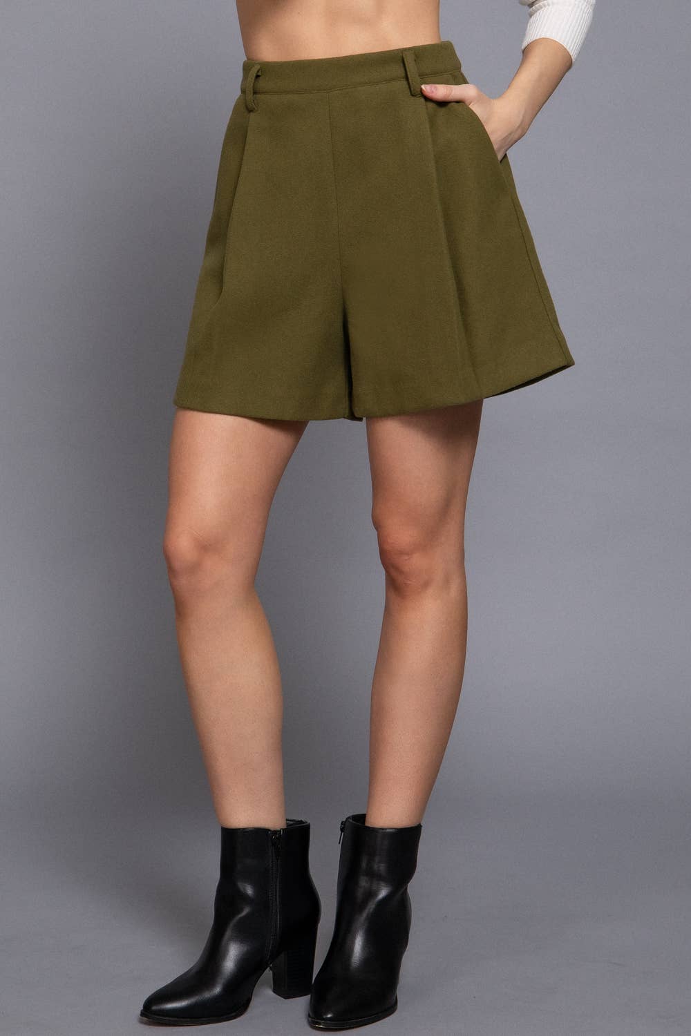 Hannah Pleated Soft Shorts