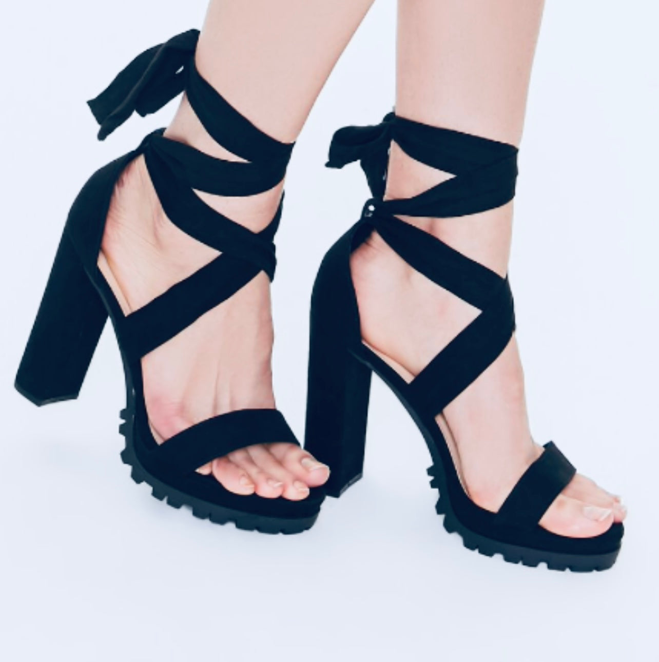 Milana Heel